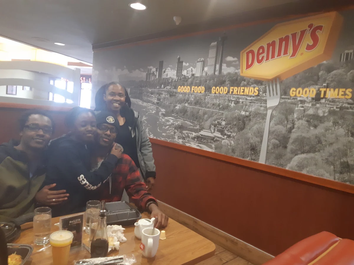 Vibe, Denny's