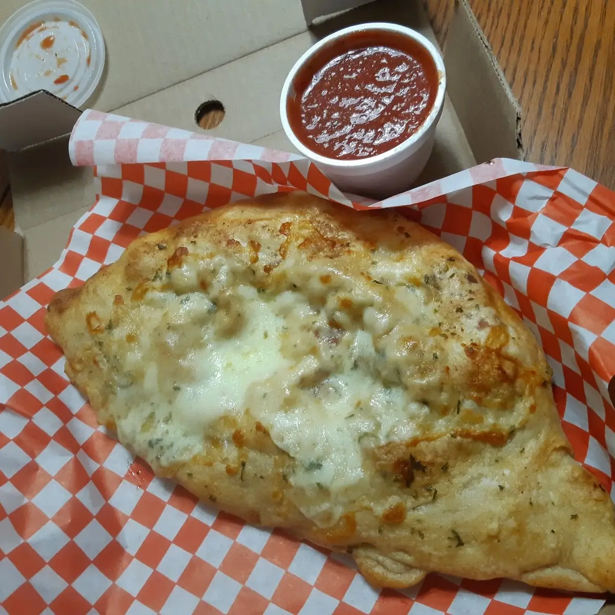 Food & drink, Enzo's Pizza