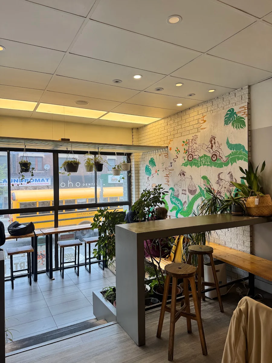 Vibe, Rustle & Still Café