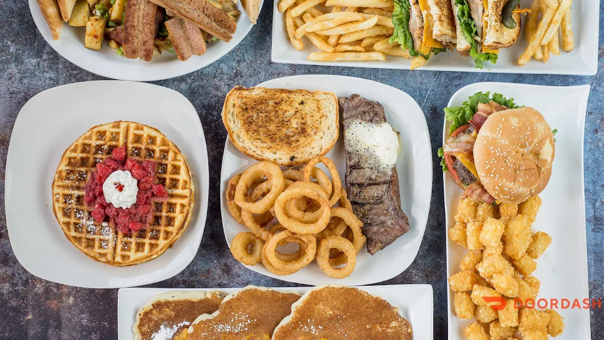 Food & drink, Seasons bar and grill