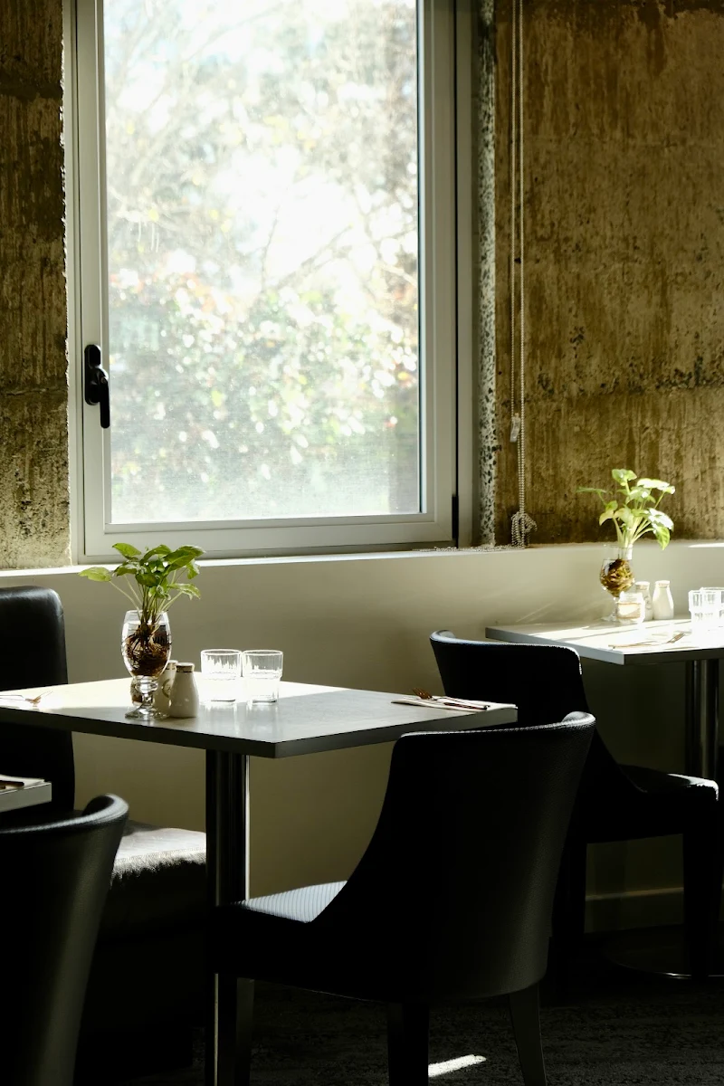 Vibe, Silos Bar & Restaurant