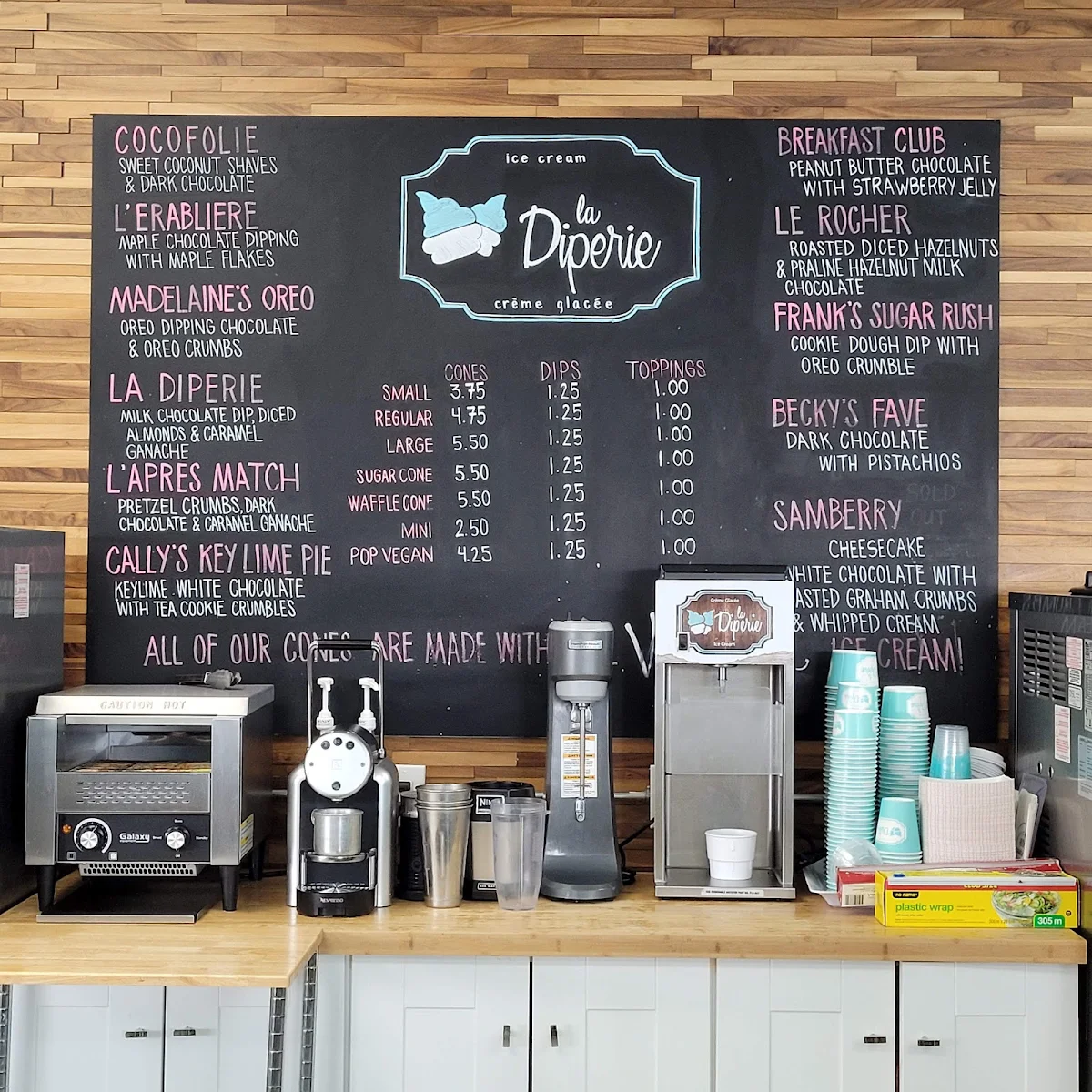 Menu, La Diperie Country Hills