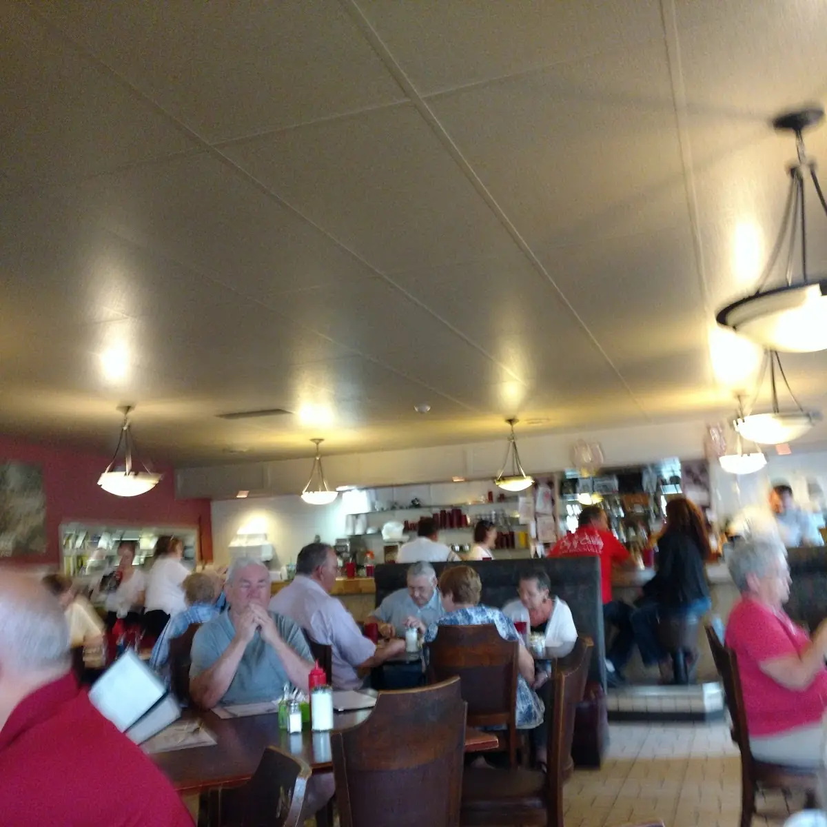 Vibe, Tincap Restaurant & Plaza