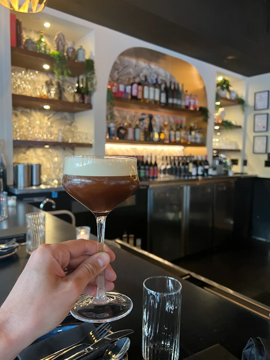 Food & drink, HUMO Kelowna