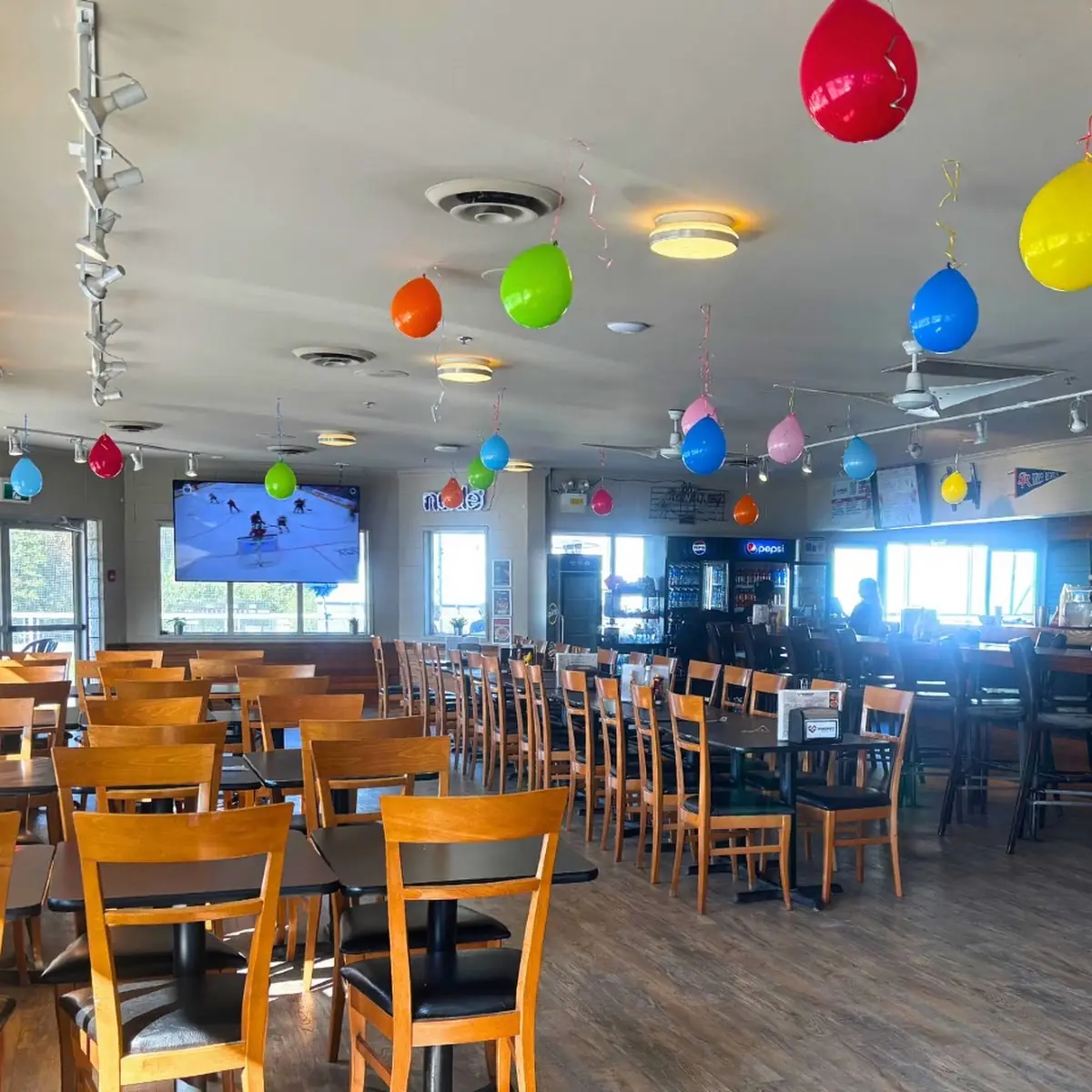 Vibe, Diamond 5 Clubhouse Restaurant At Softball City