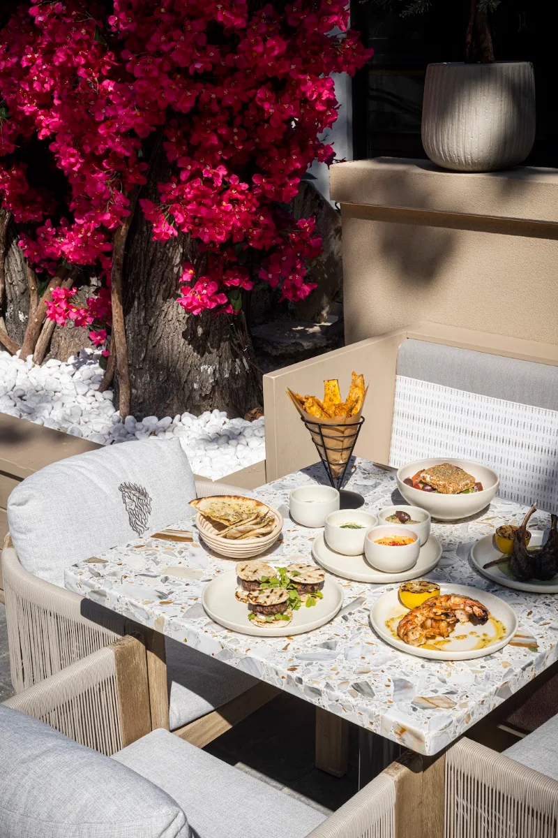Food & drink, PAROS
