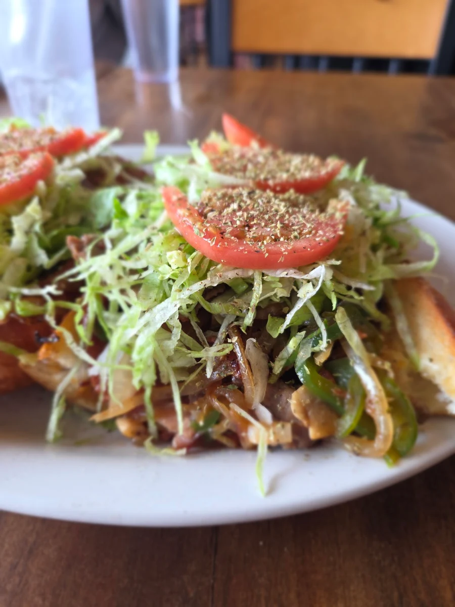 Food & drink, George Le Roi Du Sous-Marin Vaudreuil