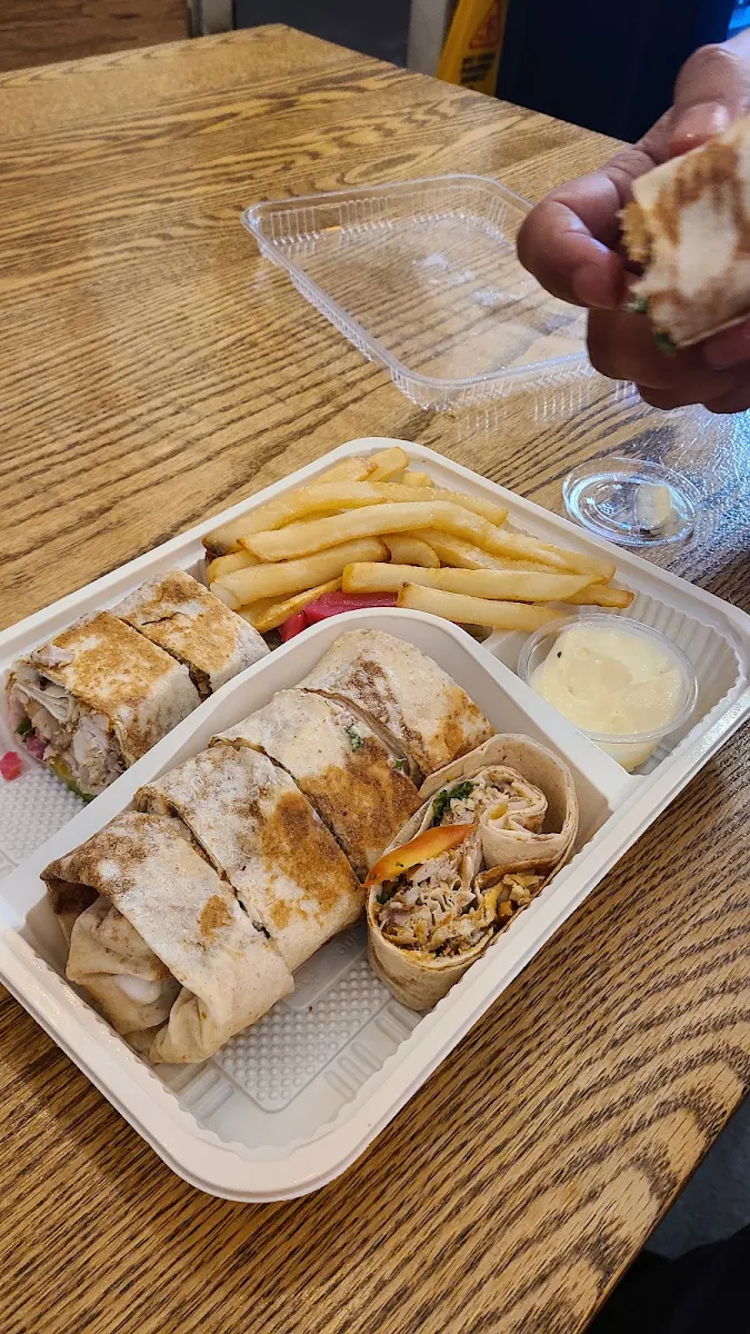 Food & drink, Shawerma Plus (Shawarma) | We Deliver!