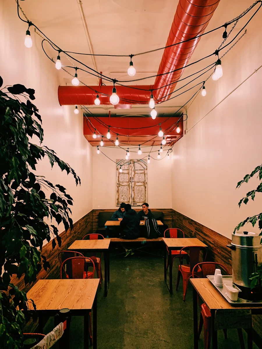 Vibe, Shawerma Plus (Shawarma) | We Deliver!