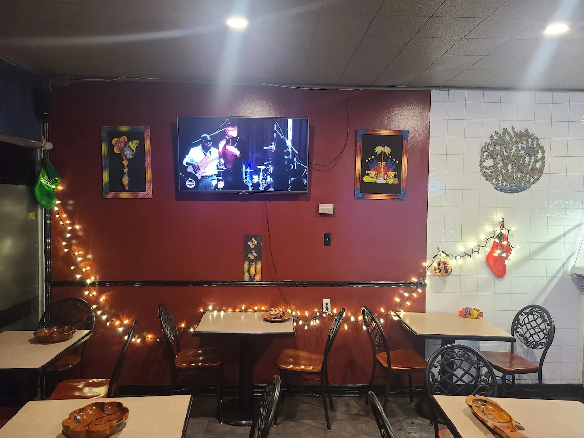 Vibe, Boukannen Bar & Grill