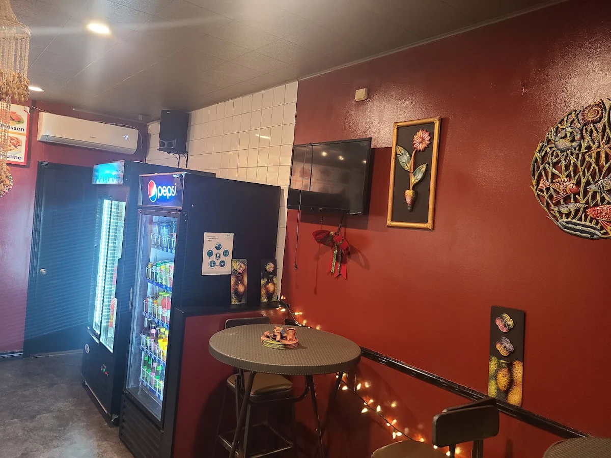 Vibe, Boukannen Bar & Grill