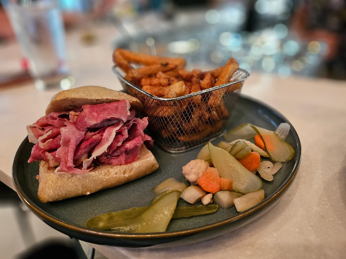 Food & drink, Restaurant Bar Le 1212