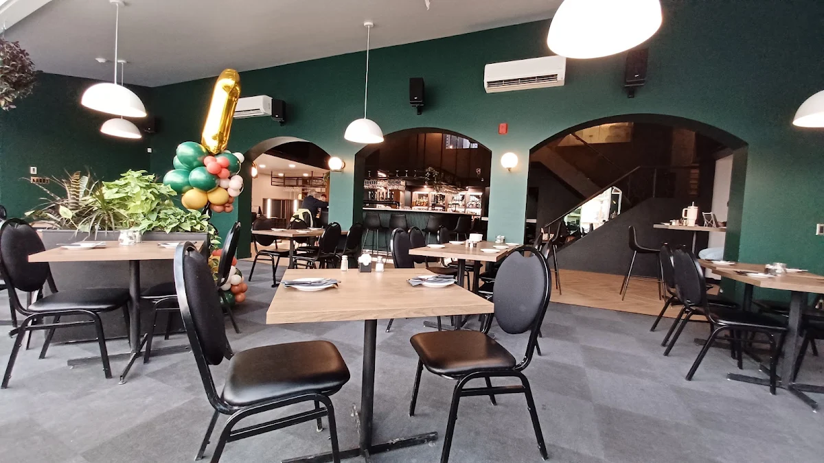 Vibe, Restaurant Bar Le 1212