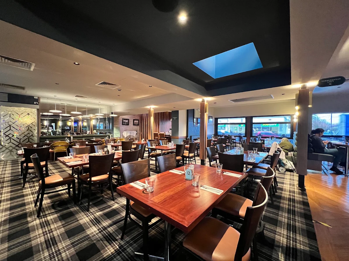 Vibe, Hotel Royal Torrensville