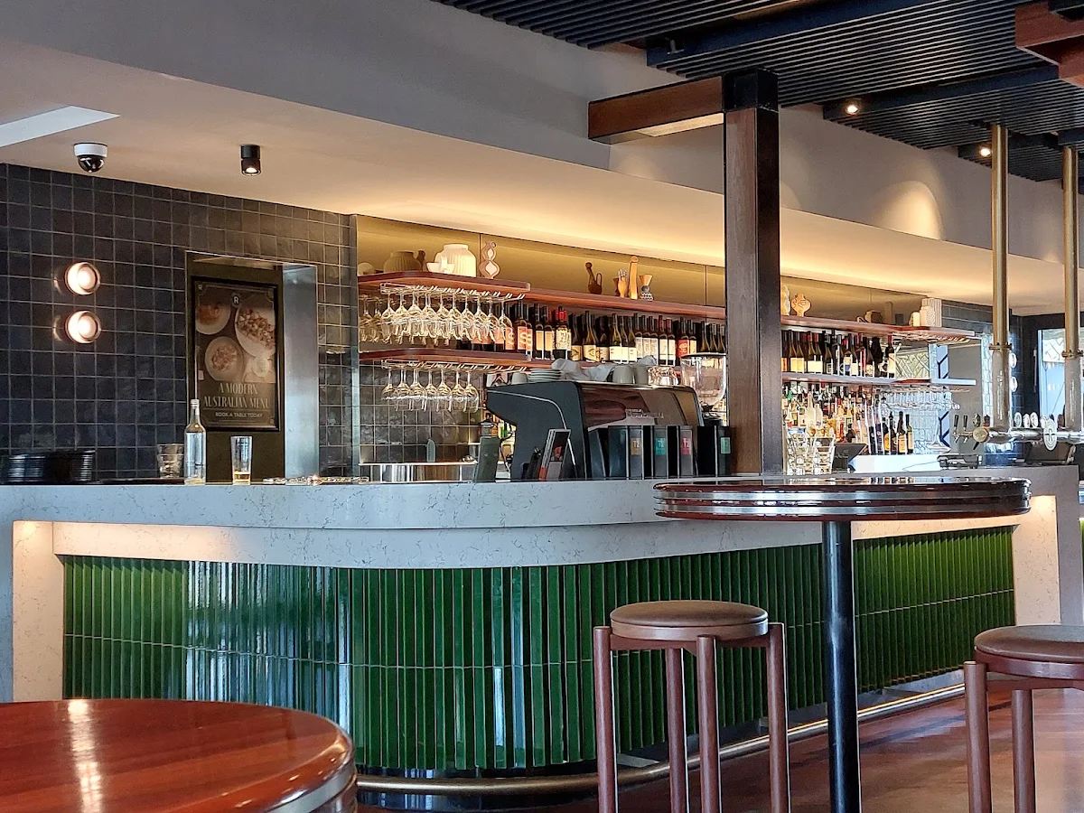 Vibe, Hotel Royal Torrensville