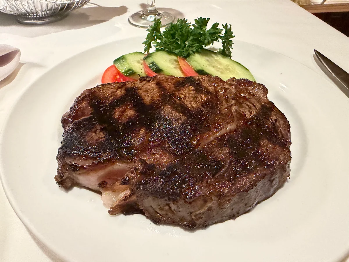 Food & drink, Caesar's Steak House & Lounge