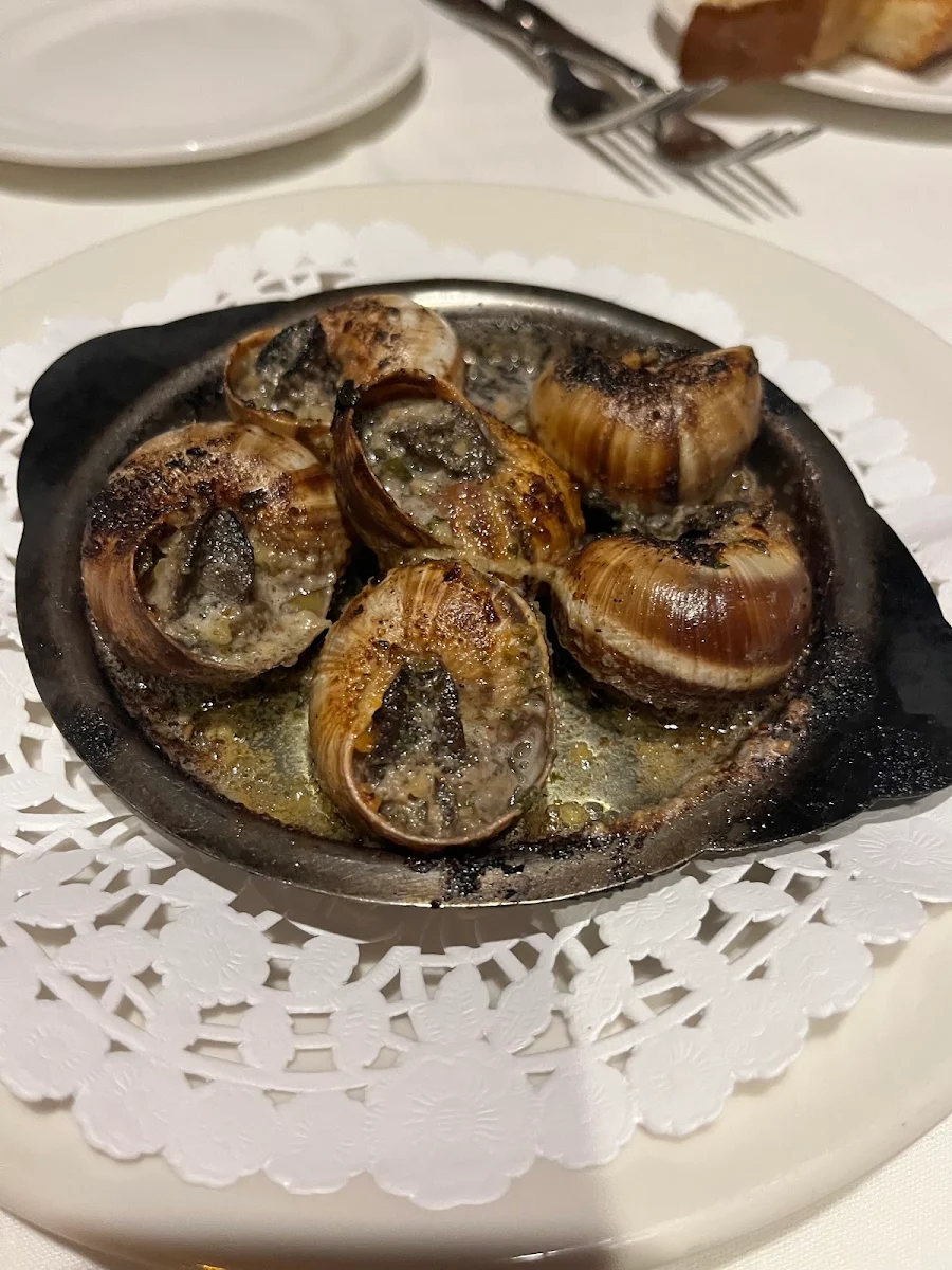 Food & drink, Caesar's Steak House & Lounge