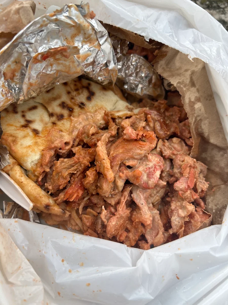 Food & drink, Lulu's Canadian Style Shawarma