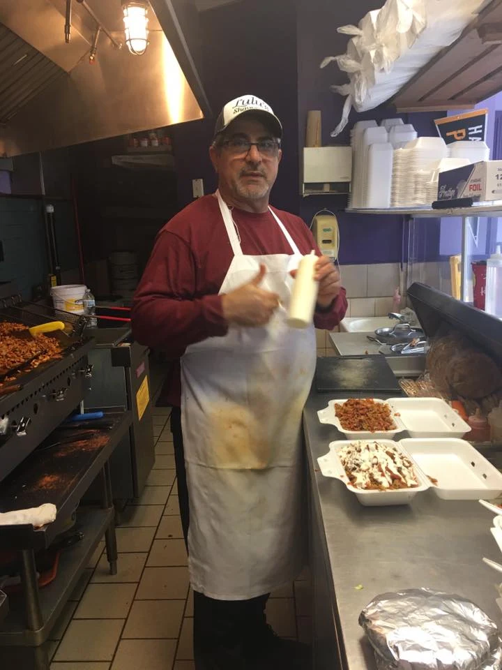 Vibe, Lulu's Canadian Style Shawarma