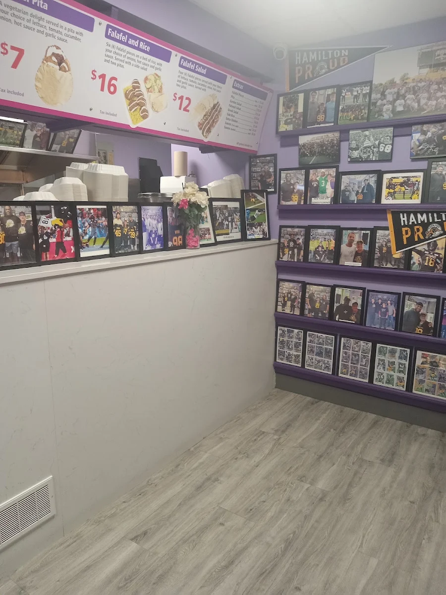 Vibe, Lulu's Canadian Style Shawarma