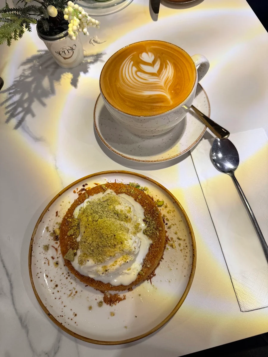 Food & drink, Roses Cafe Senso