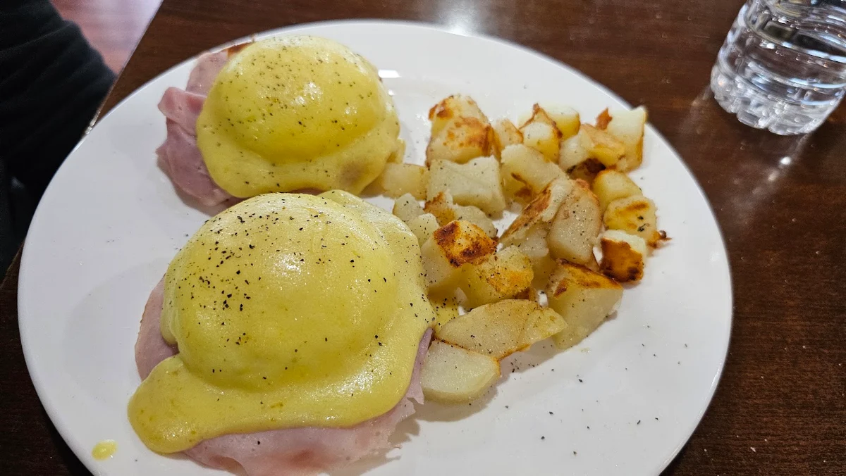 Food & drink, Mama's Restaurant & Steakhouse