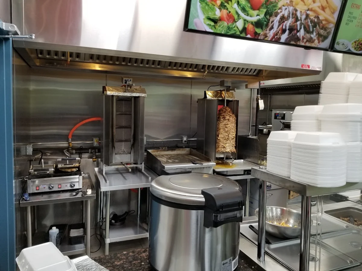 Vibe, Lazeez Shawarma
