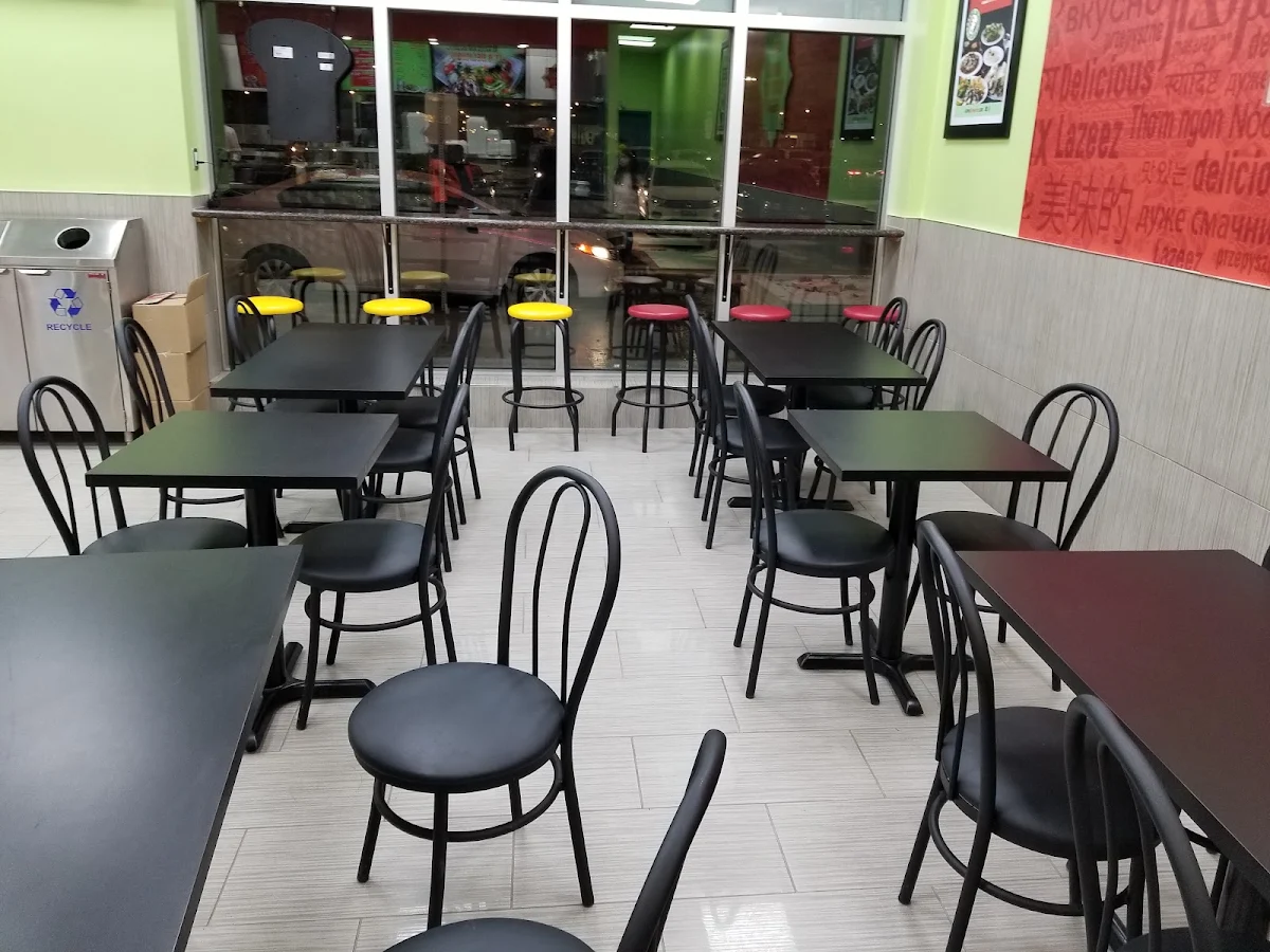 Vibe, Lazeez Shawarma
