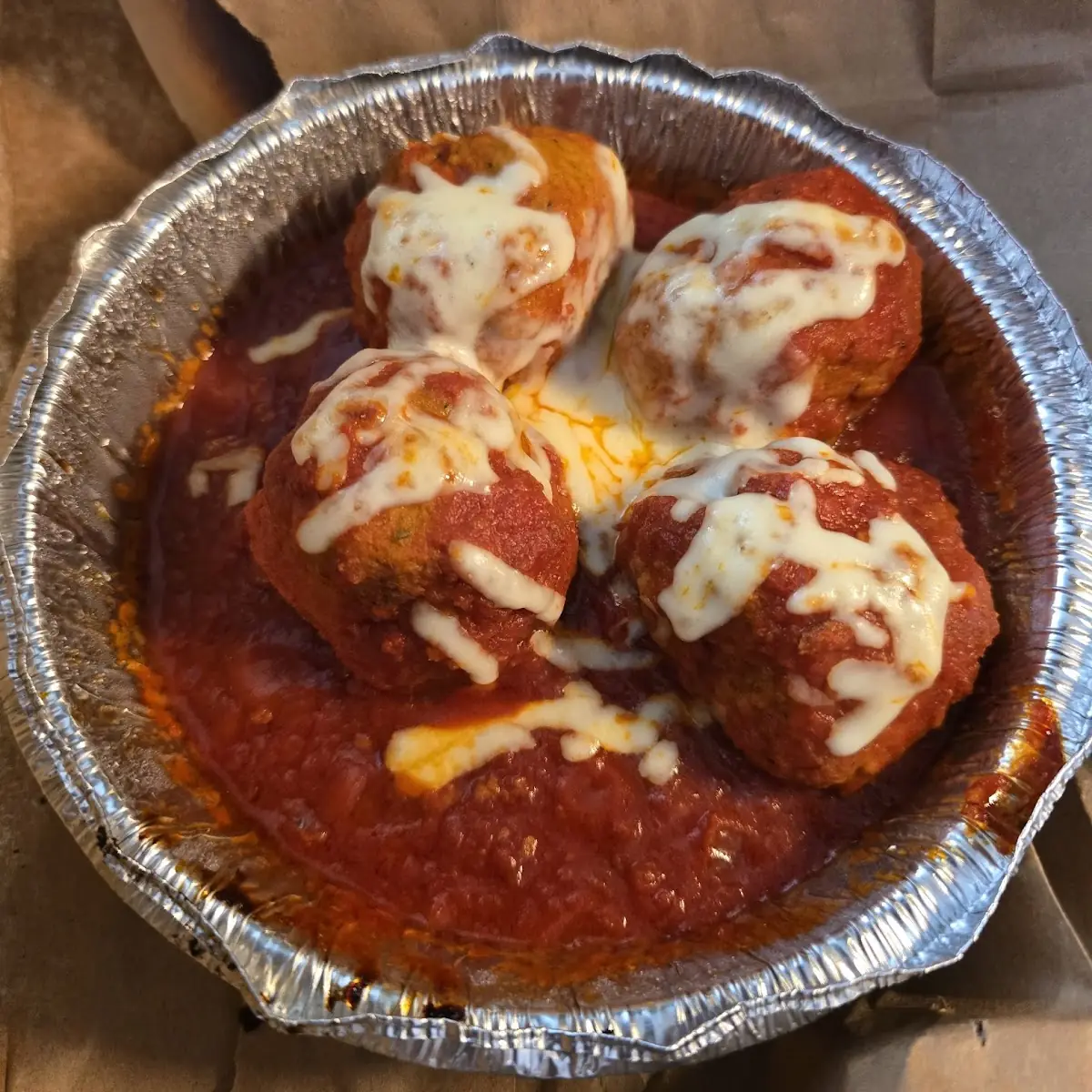 Food & drink, Uncle Gino's Pizzeria
