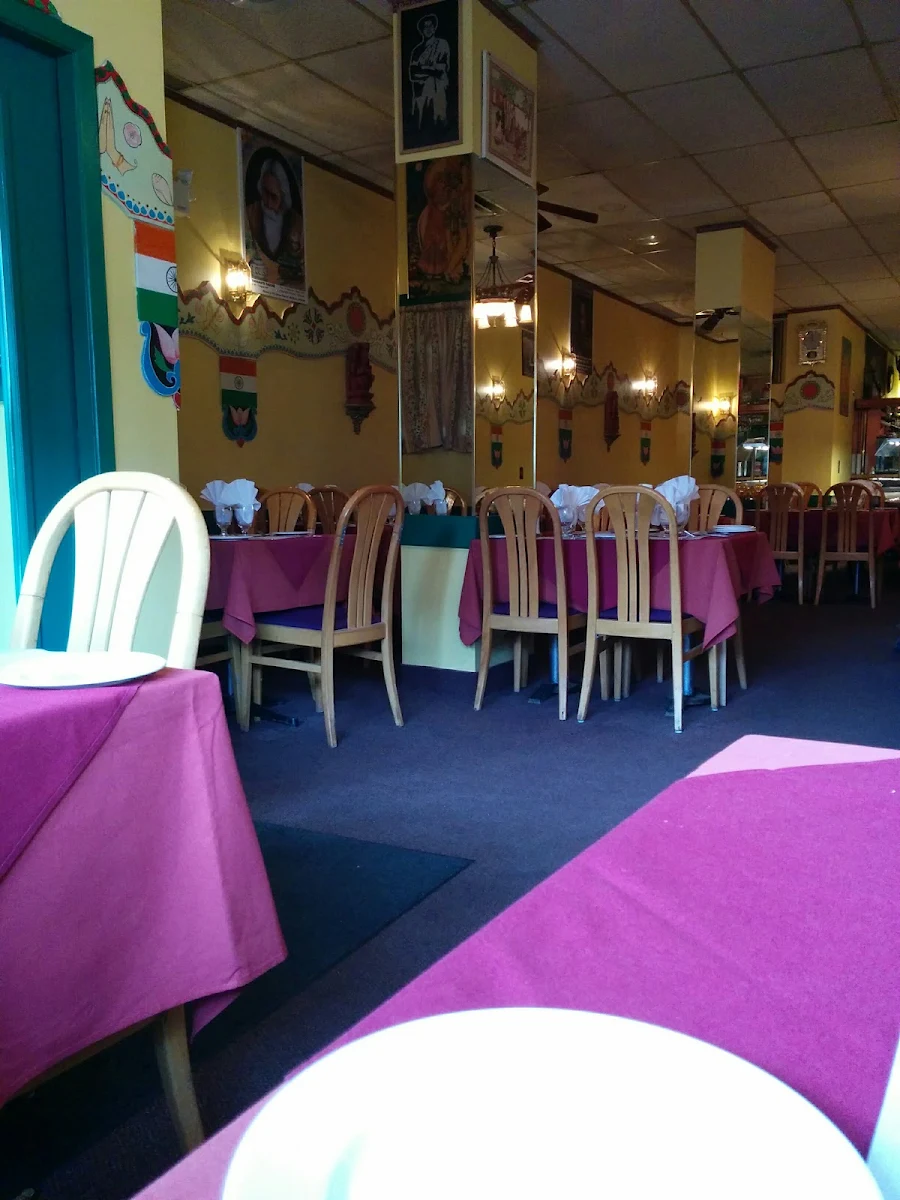 Vibe, Light of India Restaurant