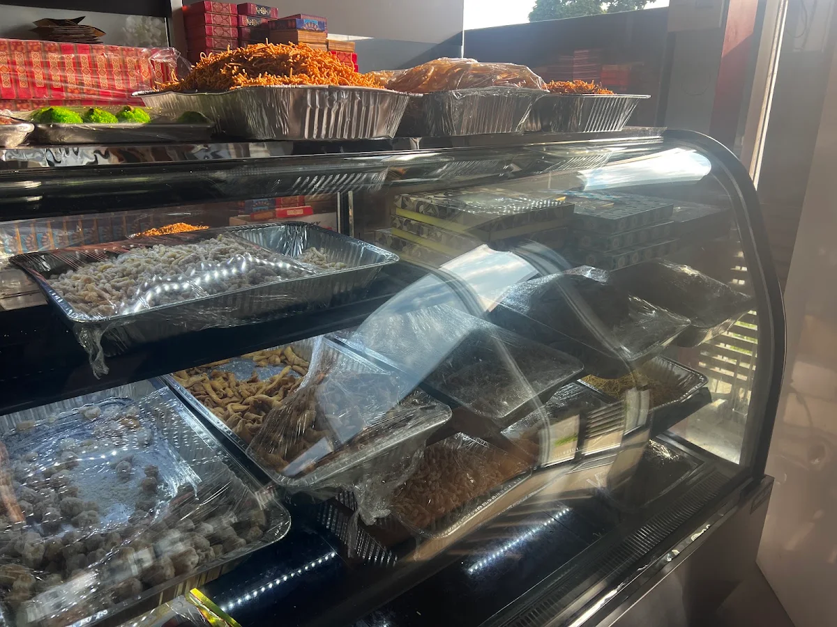Vibe, Indian Spice Sweets & Restaurant