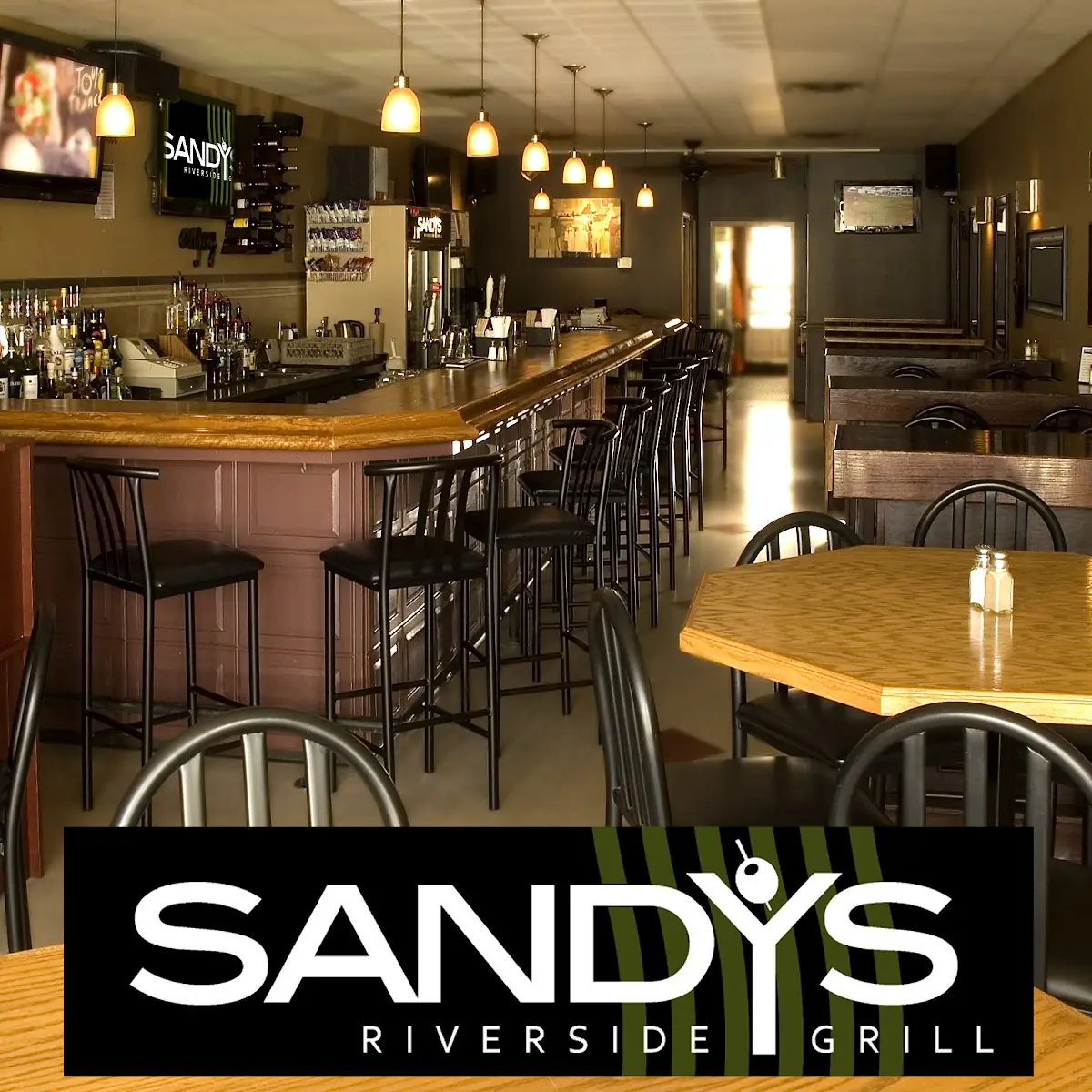Vibe, Sandy's Riverside Grill