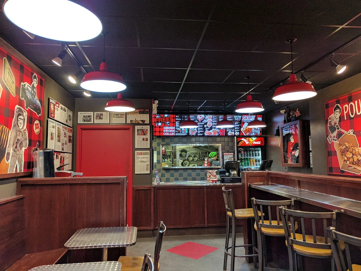Vibe, Smoke's Poutinerie Barrie