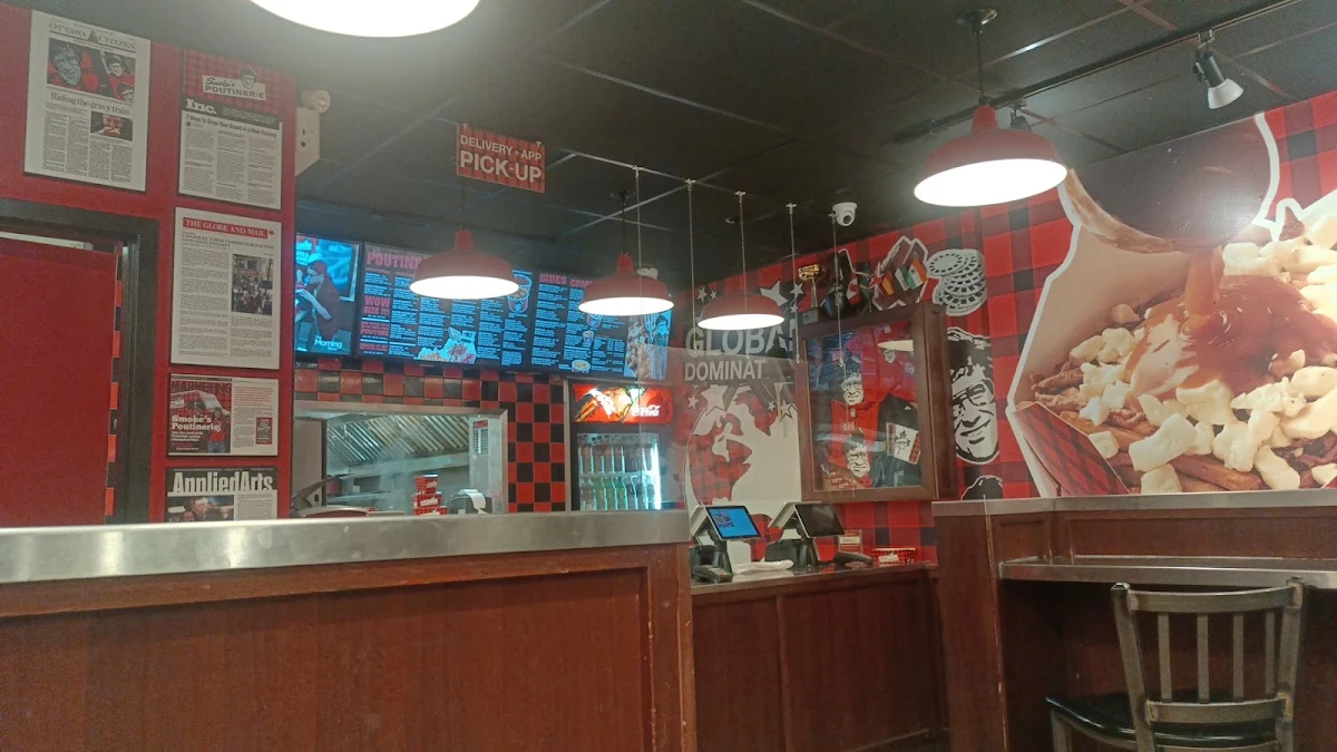 Vibe, Smoke's Poutinerie Barrie