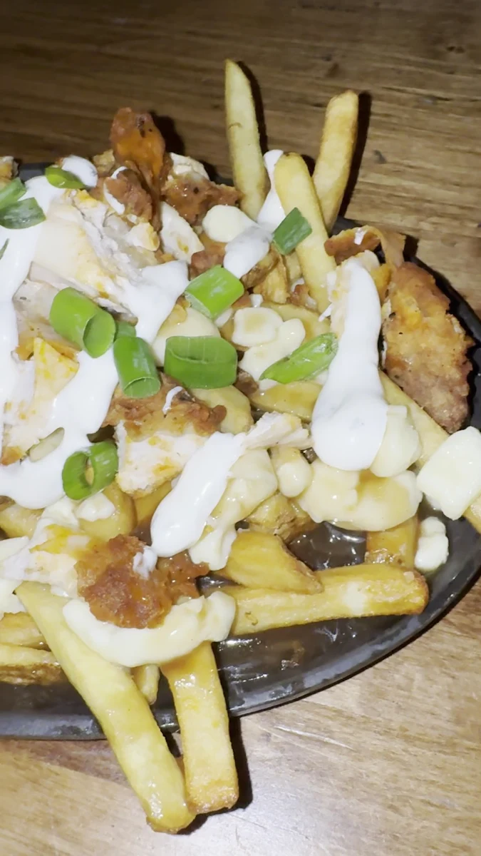 Food & drink, Cracker Jack's Bar & Grill