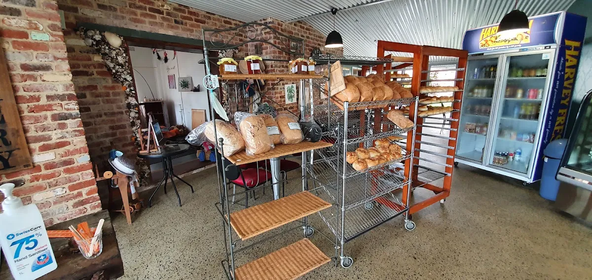 Vibe, Capel Bake & Café