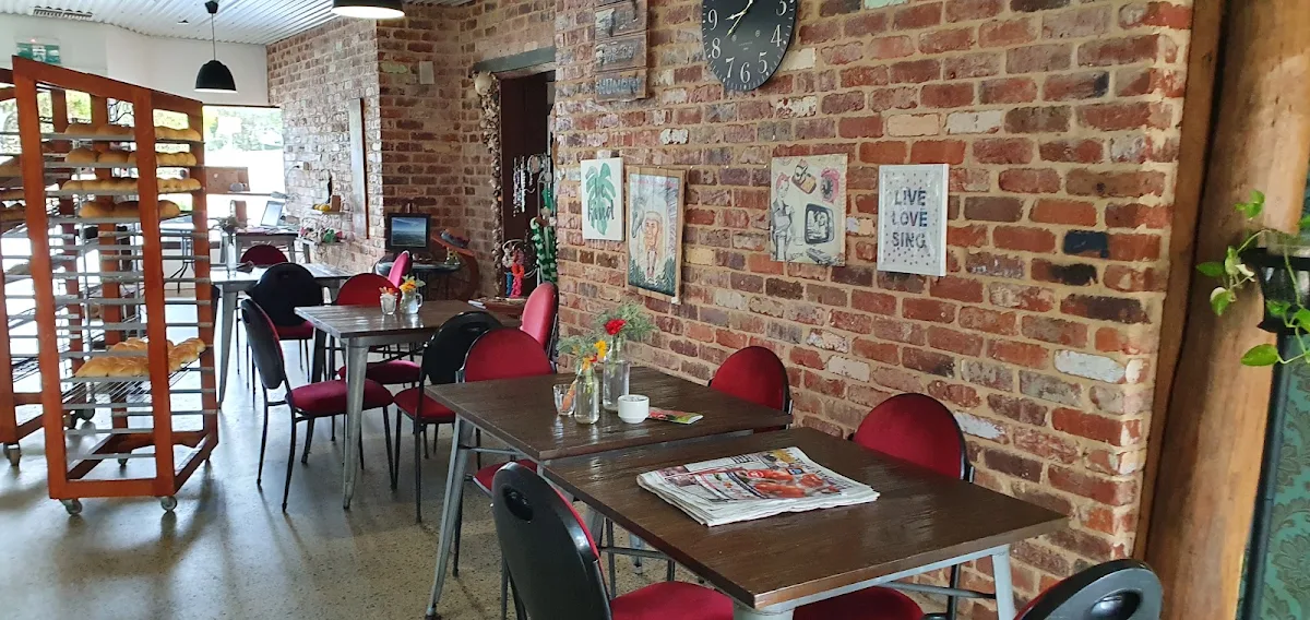 Vibe, Capel Bake & Café