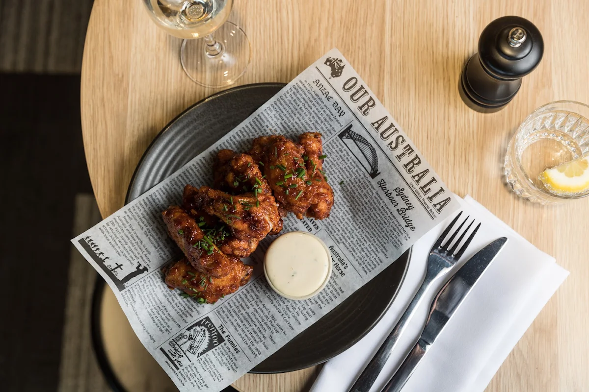 Food & drink, Rydges Pit Lane Hotel