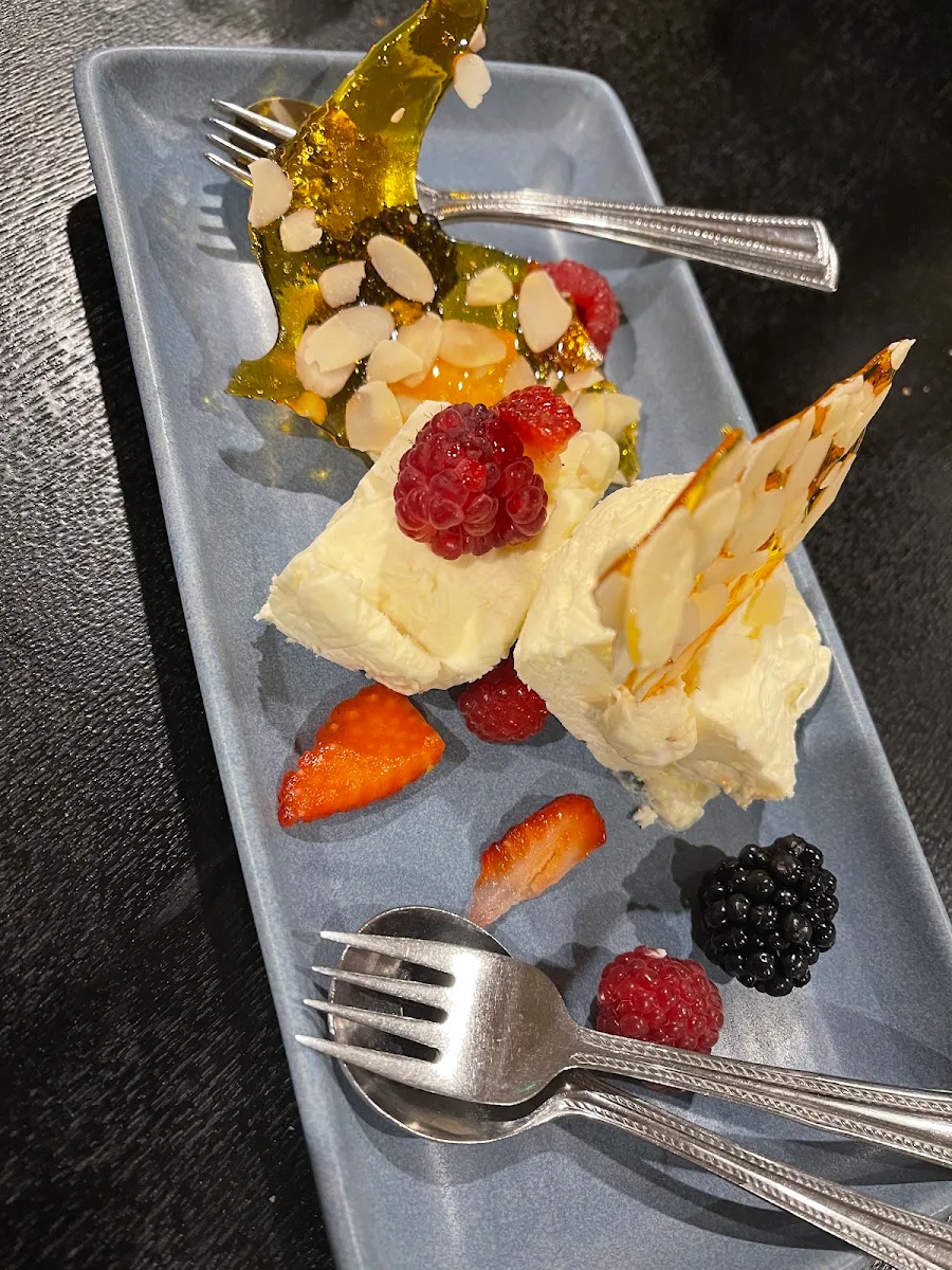Food & drink, Bright Chalet