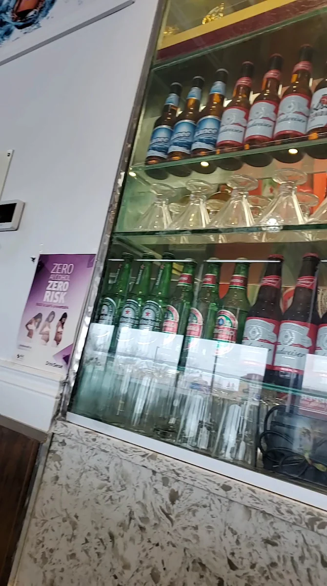 Vibe, Vietnam Palace Grill & Noodle House
