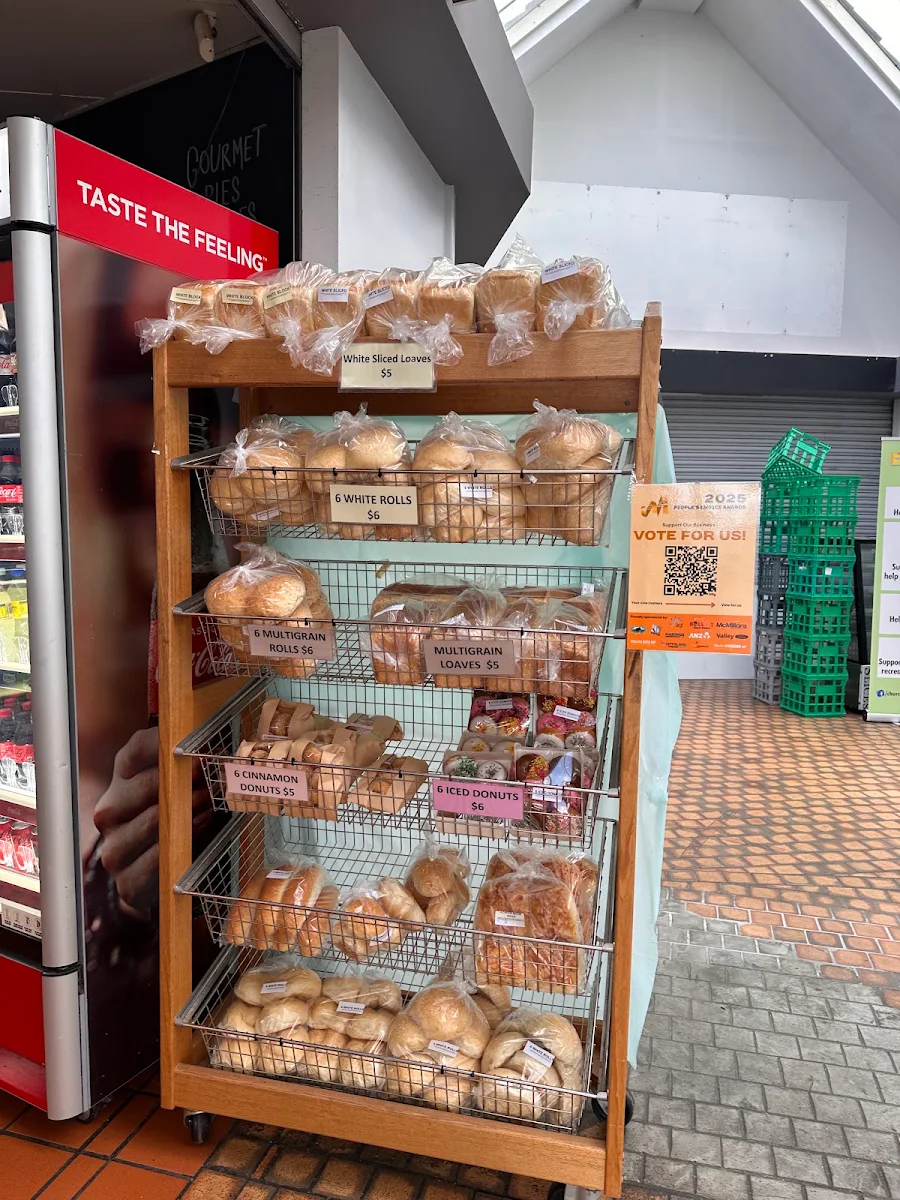 Vibe, Churchill Hot Bread