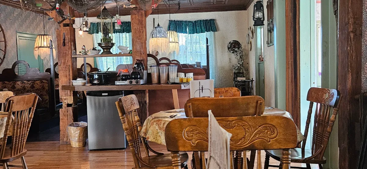 Vibe, Post & Beam Restaurant