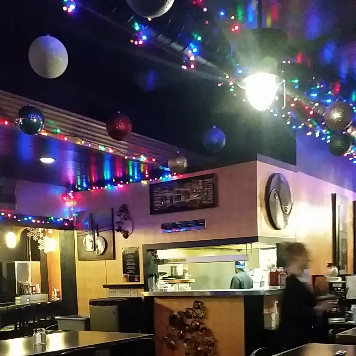 Vibe, Boulevard Grill