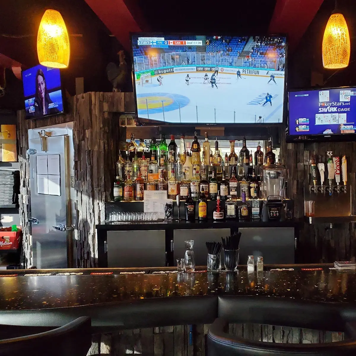 Vibe, Boulevard Grill