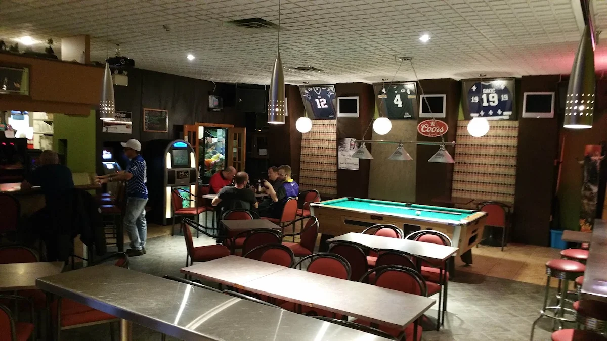 Vibe, Restaurant Les Ailes du Sport
