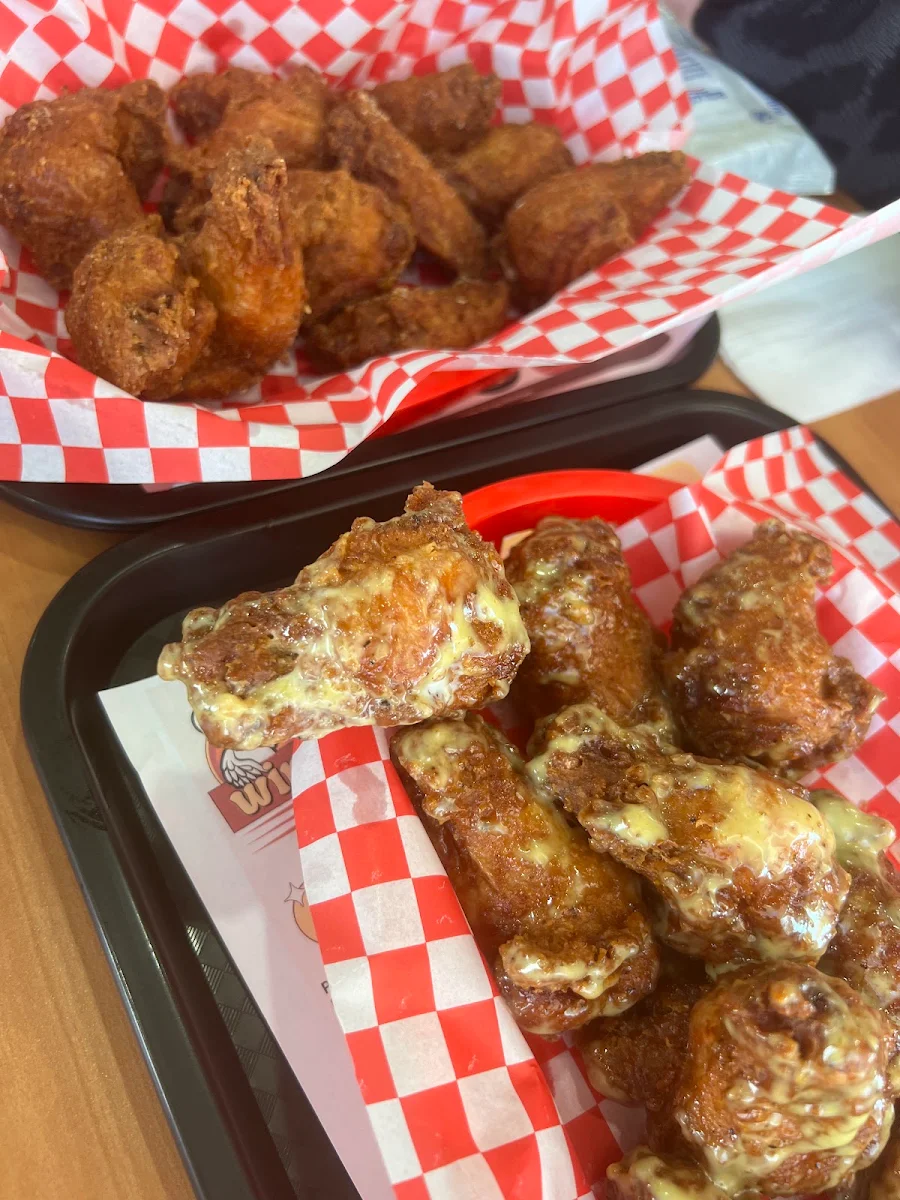 Food & drink, Wingz