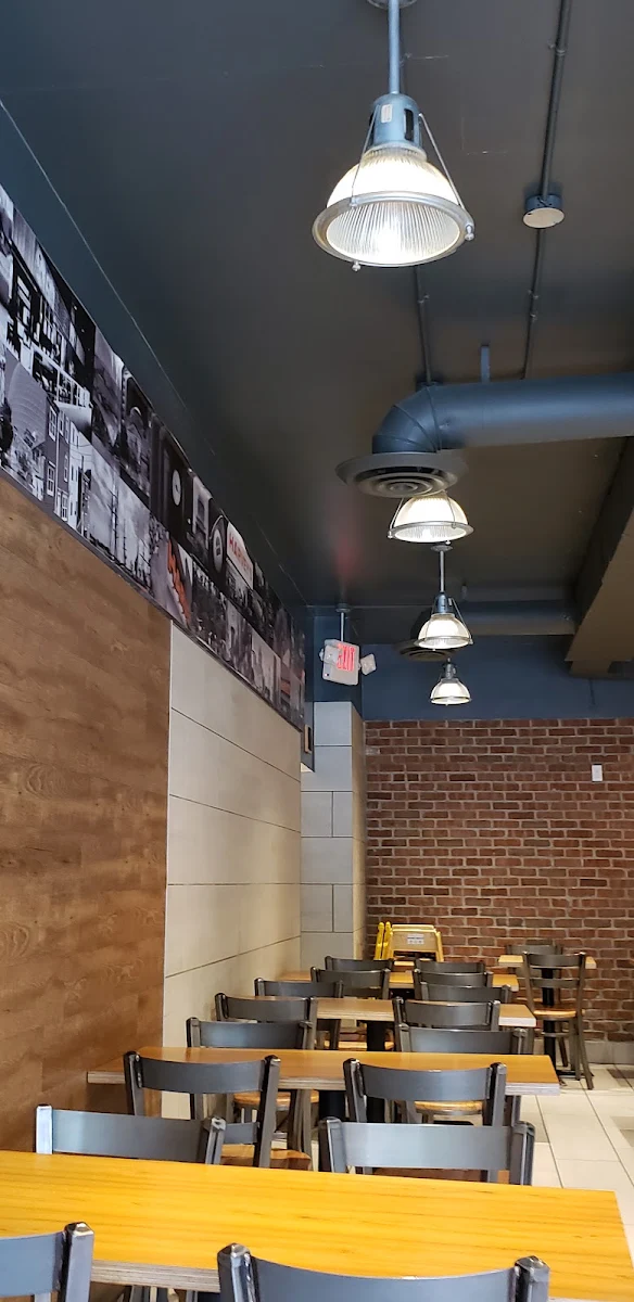 Vibe, Harvey's