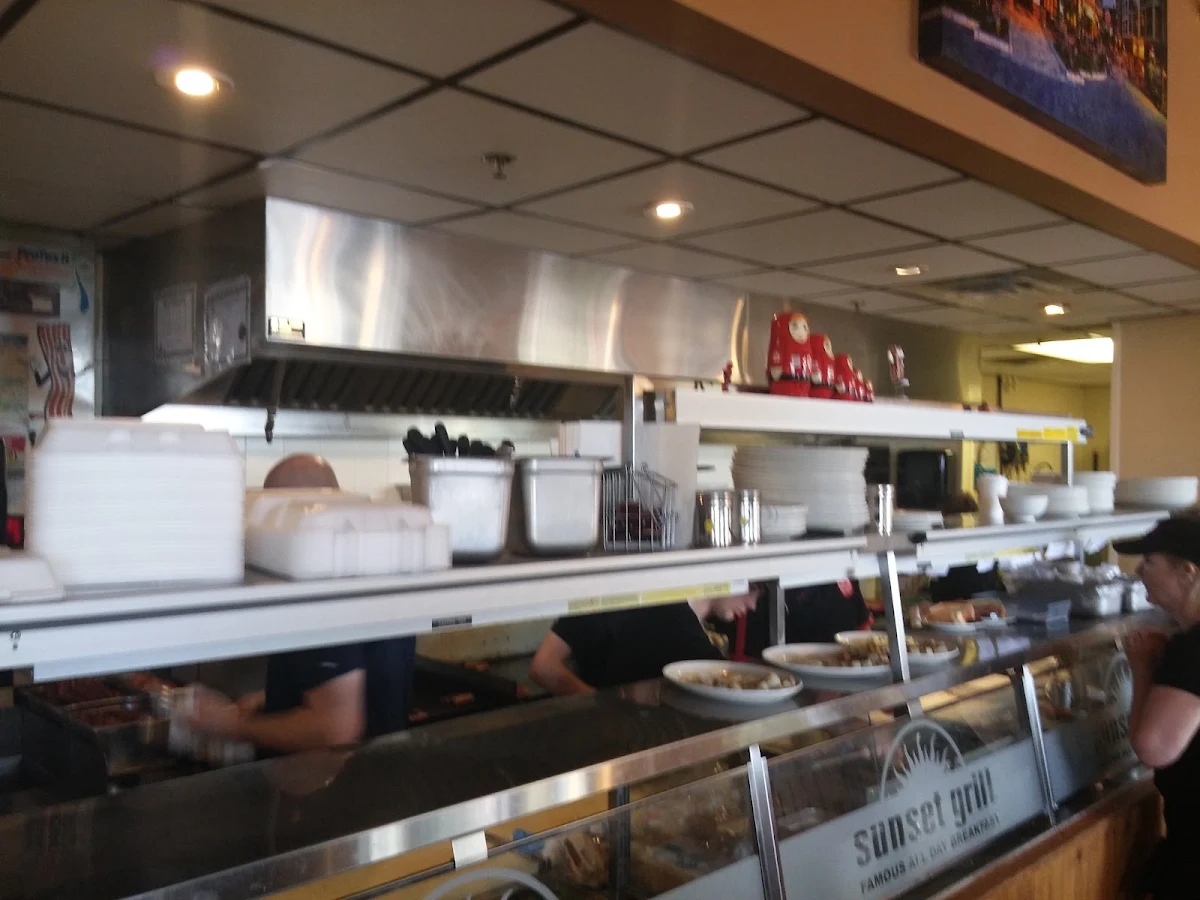 Vibe, Sunset Grill