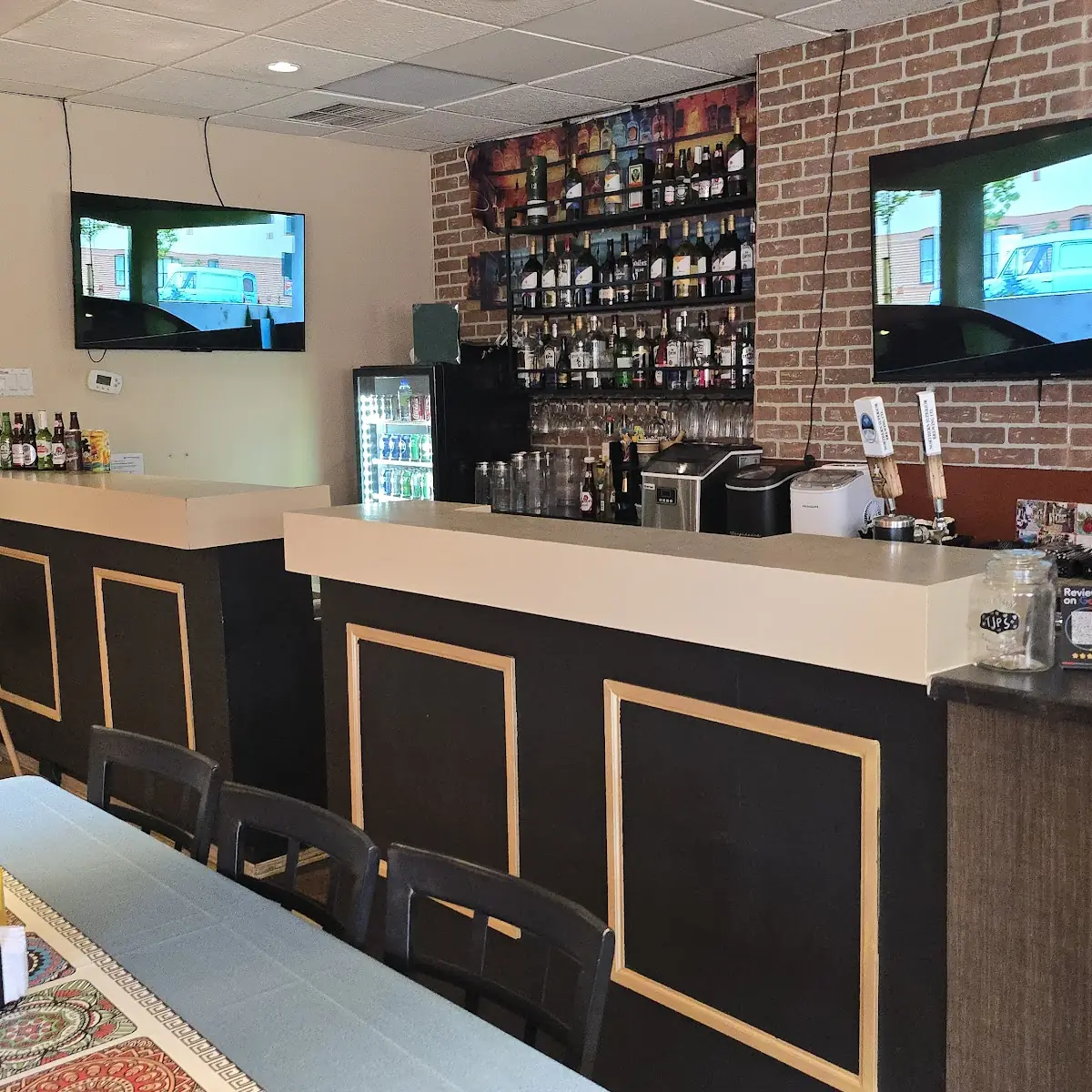 Vibe, The Mystery Restaurant