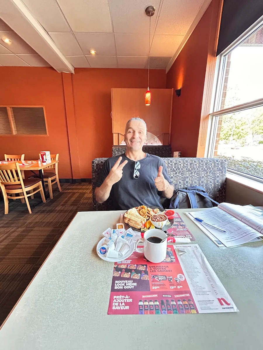 Vibe, Restaurant Normandin Orsainville